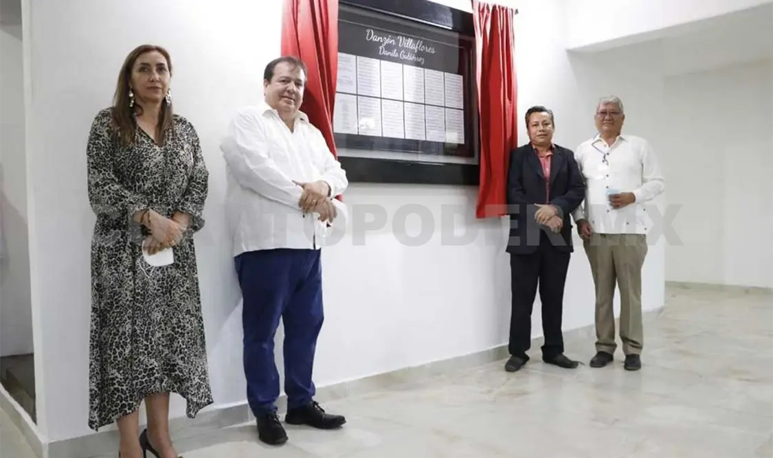 Mariano Rosales inaugura Teatro Villaflores
