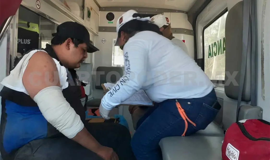 Derrapa motorrepartidor por mal estado de carretera