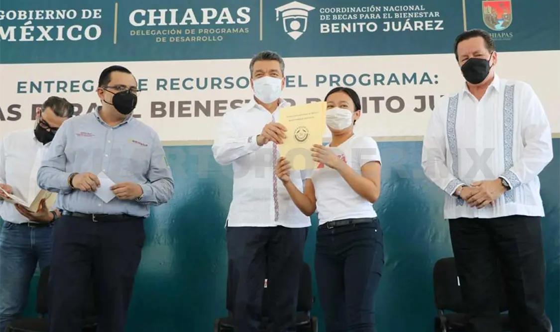 Benefician a “Jóvenes Escribiendo el Futuro”