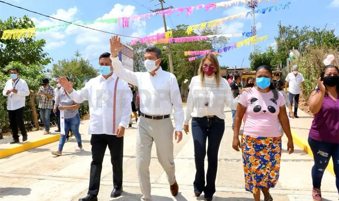 Nuevas calles en colonias Nueva 18 de Octubre y La Cima