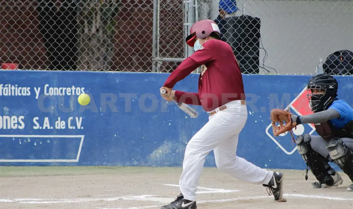 Azulejos gana en el regreso al diamante