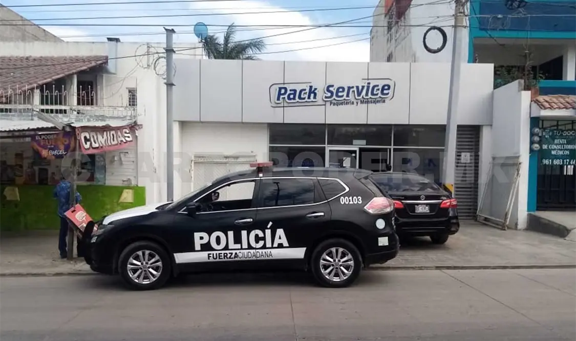 Sujetos armados irrumpen en negocio y se llevan 8 mp