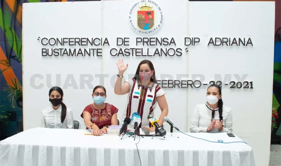 Buscan reconocer a Florinda Lazos en Muro de Honor