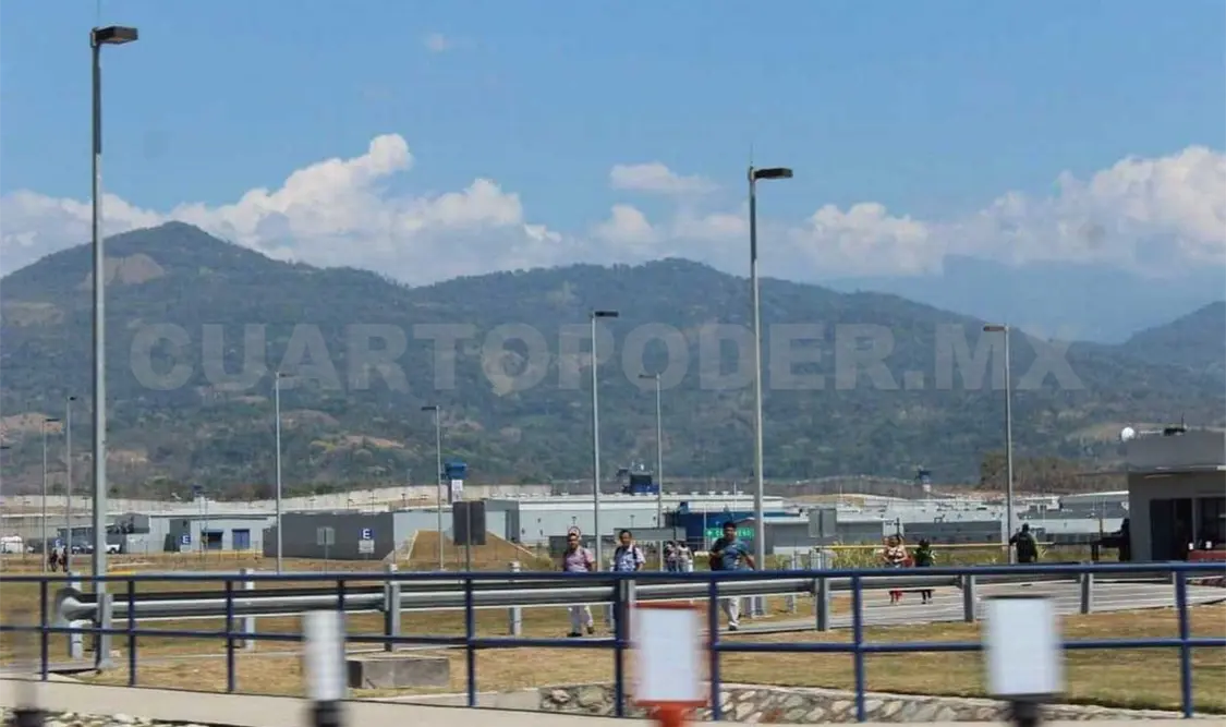 Empleados de Cefereso 15 denuncian acoso laboral