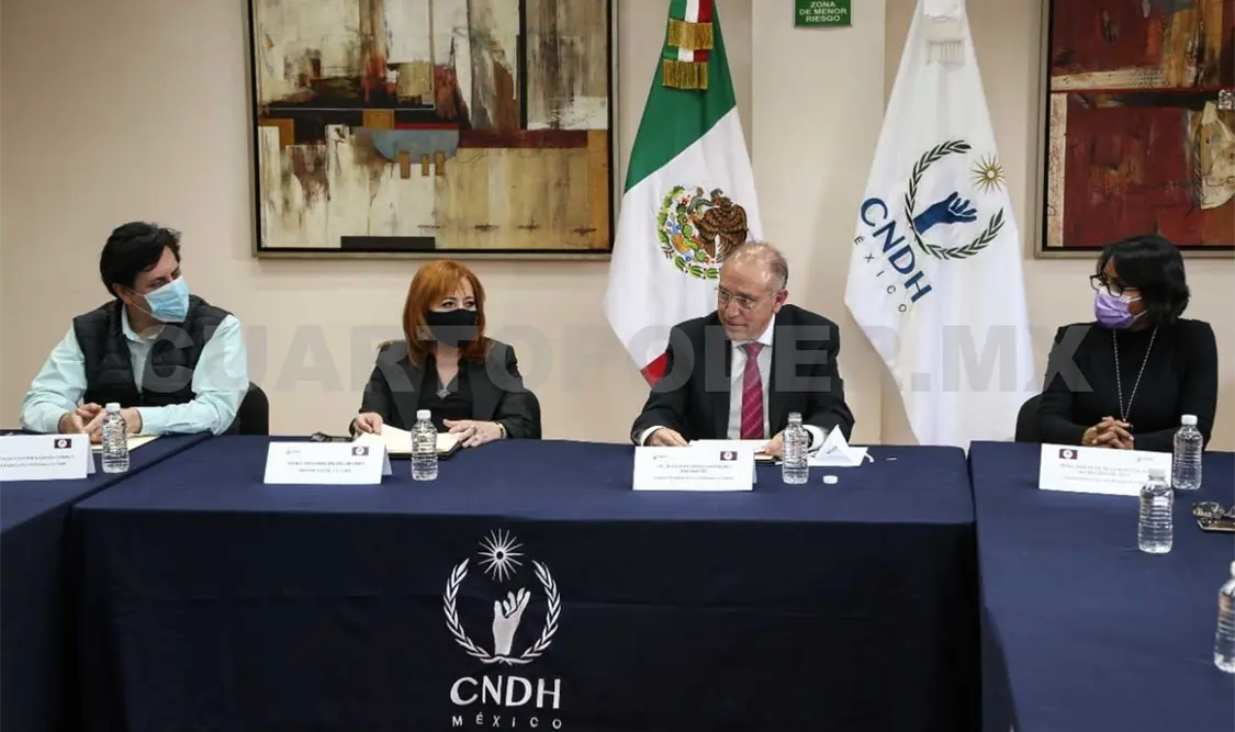 Firman convenio para proteger al migrante joven