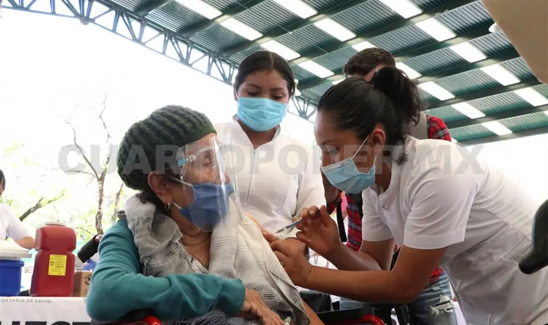 Se reactivan puntos de vacunación en Tuxtla