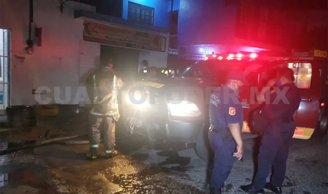Se incendia vulcanizadora en la colonia 24 de Junio