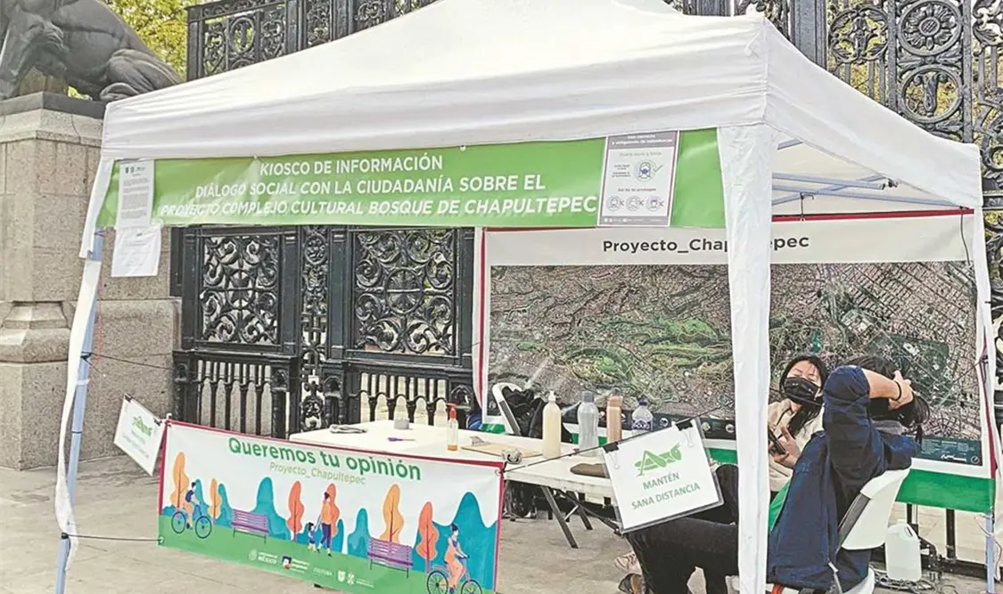 En la fuente de Los Cántaros, en el parque México, estarán recabando firmas. Cortesía