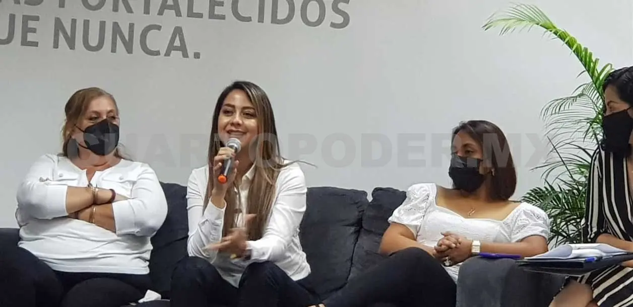 Abrir espacios laborales, un reto para las mujeres
