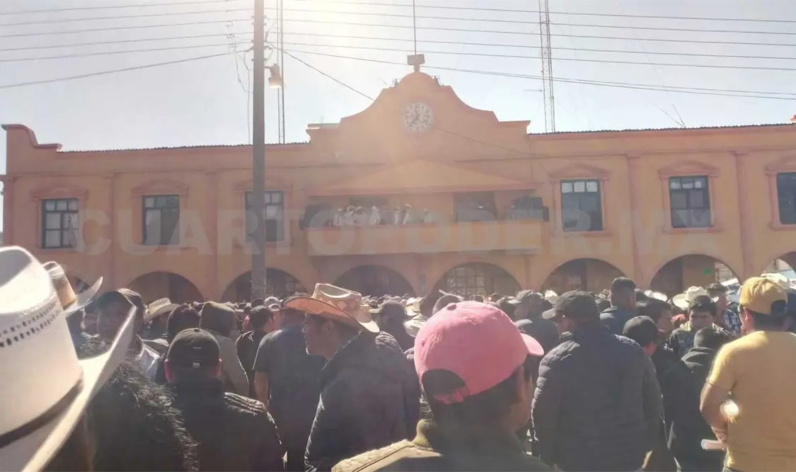 Eligen candidatos en Chamula y Zinacantán