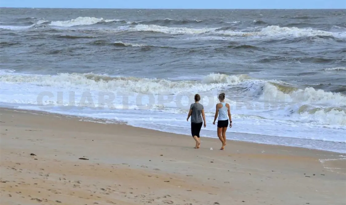 Respaldan decisión de cerrar playas