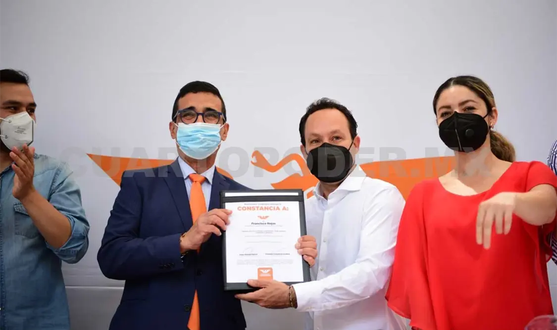 Con Paco Rojas Tuxtla sigue en movimiento
