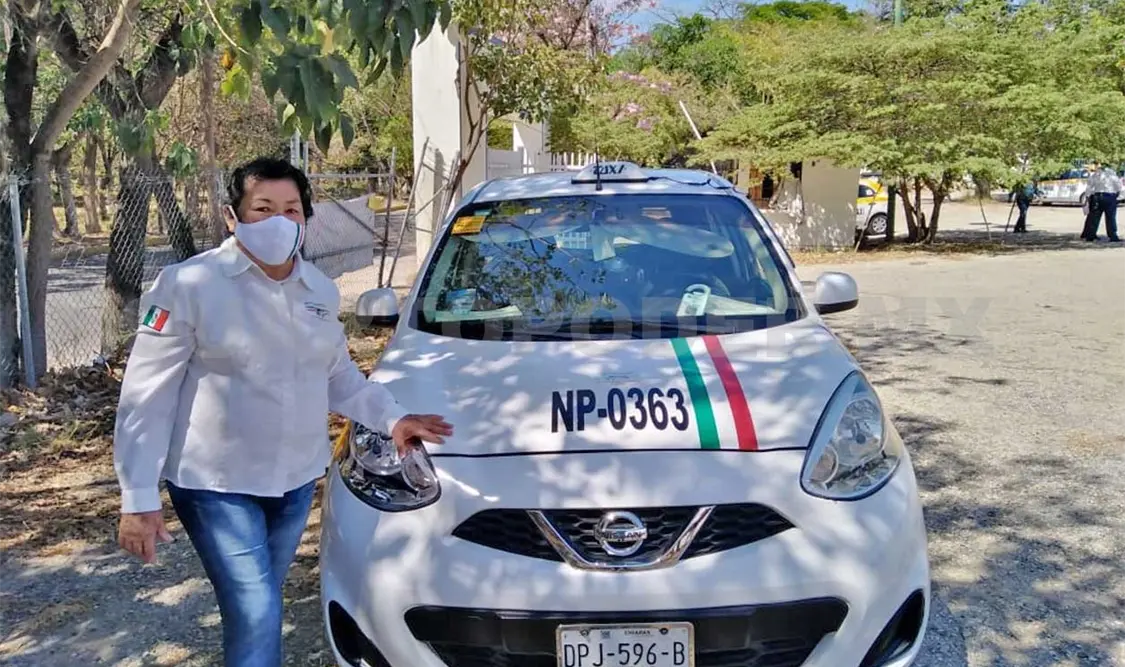 Doña Irma, una transportista de hueso colorado