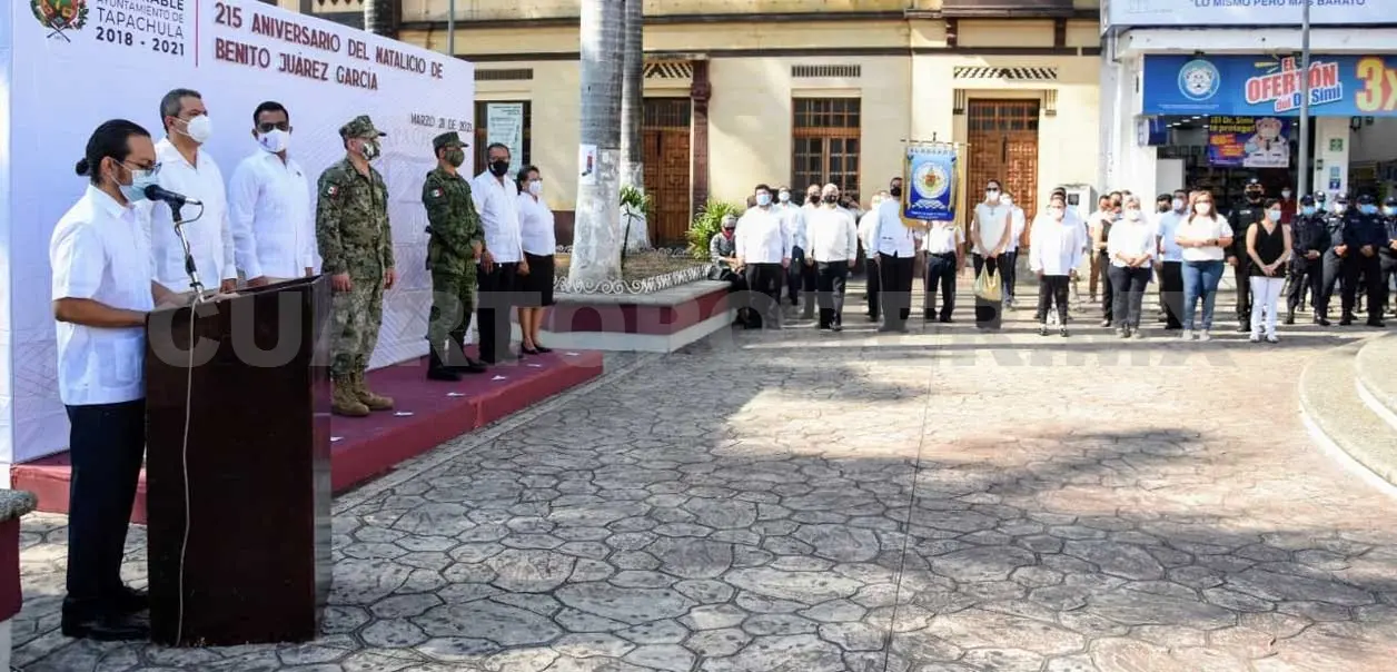 Conmemoran natalicio de Benito Juárez