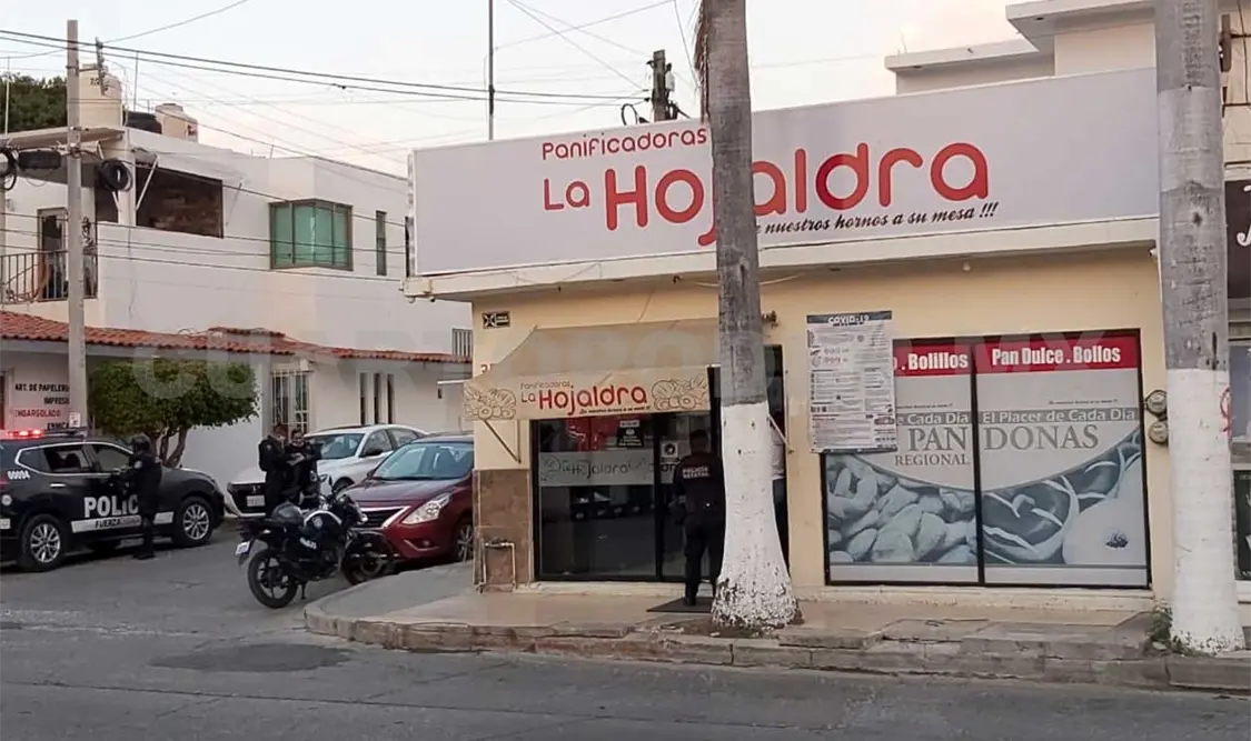 Asaltan panificadora y se llevan 15 mil pesos