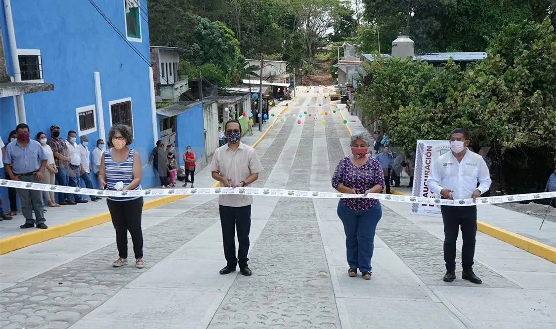 Entrega Ayuntamiento nuevas obras en colonias