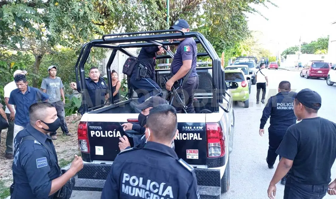 Roba celular y dinero a su novia; es detenido