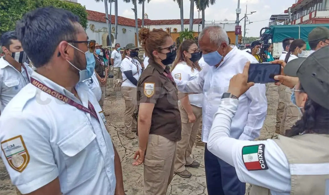 Inician autoridades el cierre de la frontera