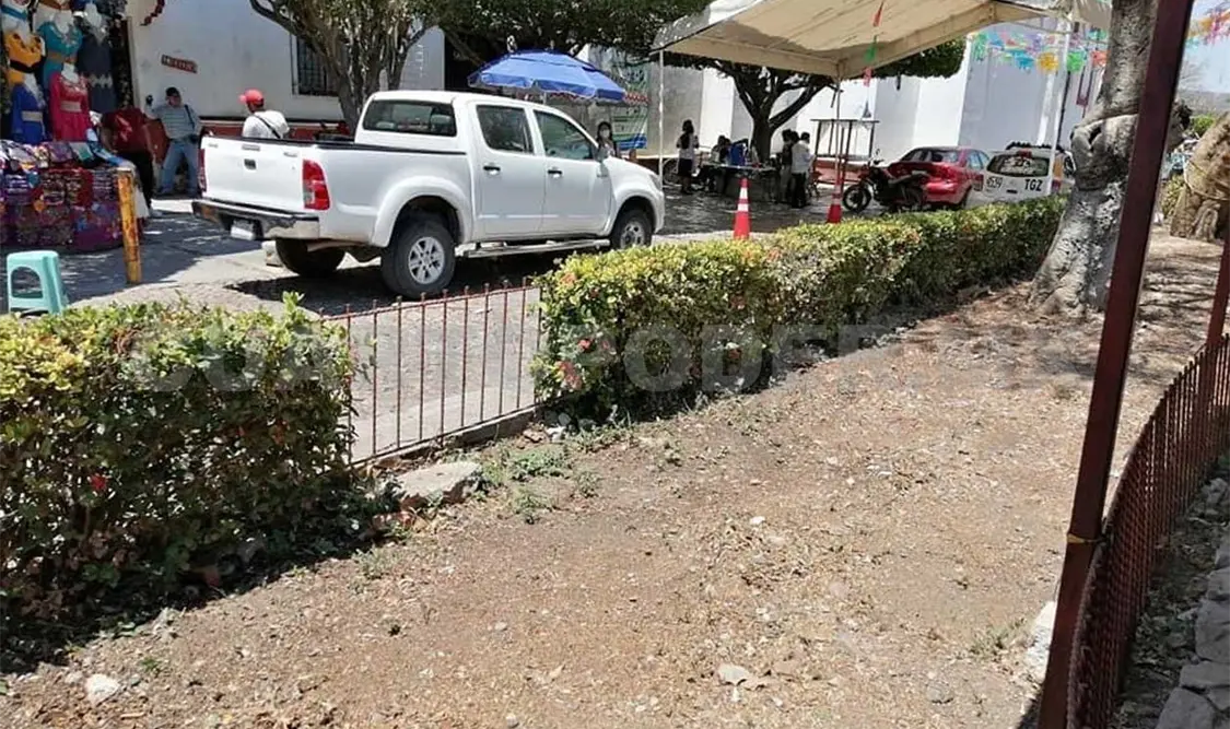 Basurero en áreas turísticas denuncian comerciantes