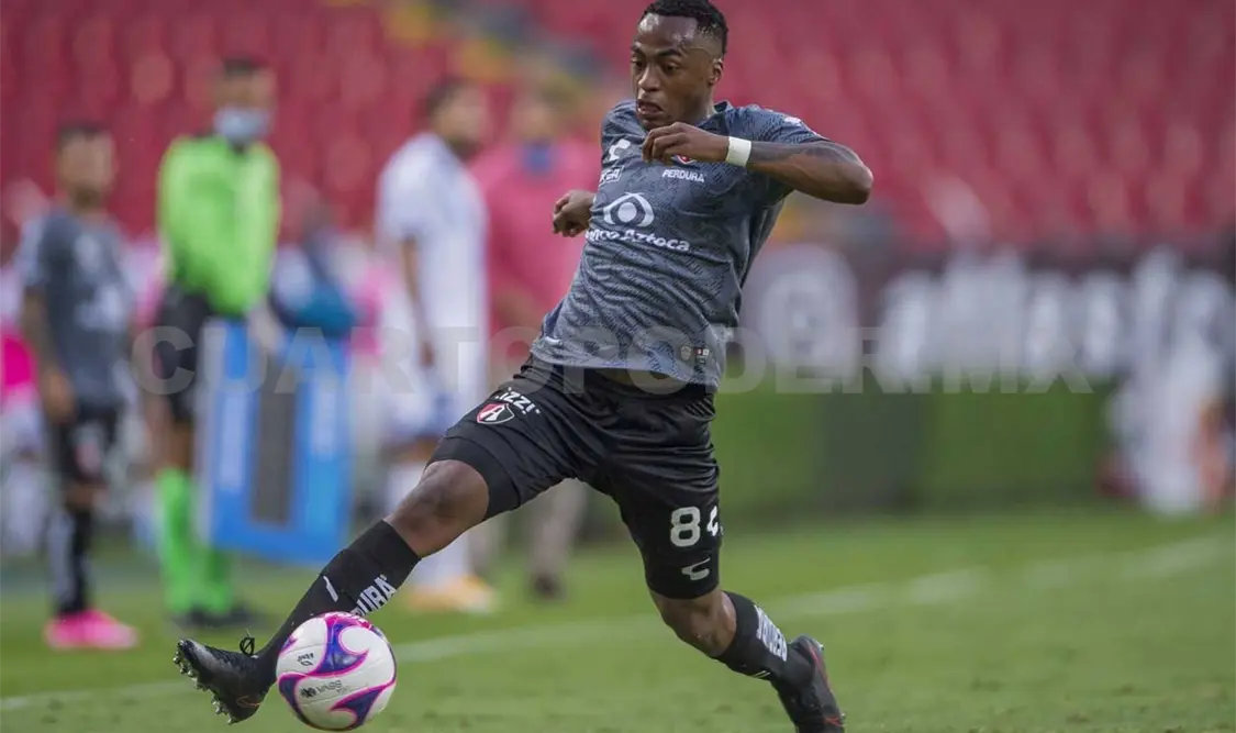 Ibarra cumple acuerdo y da carpetazo a lío legal