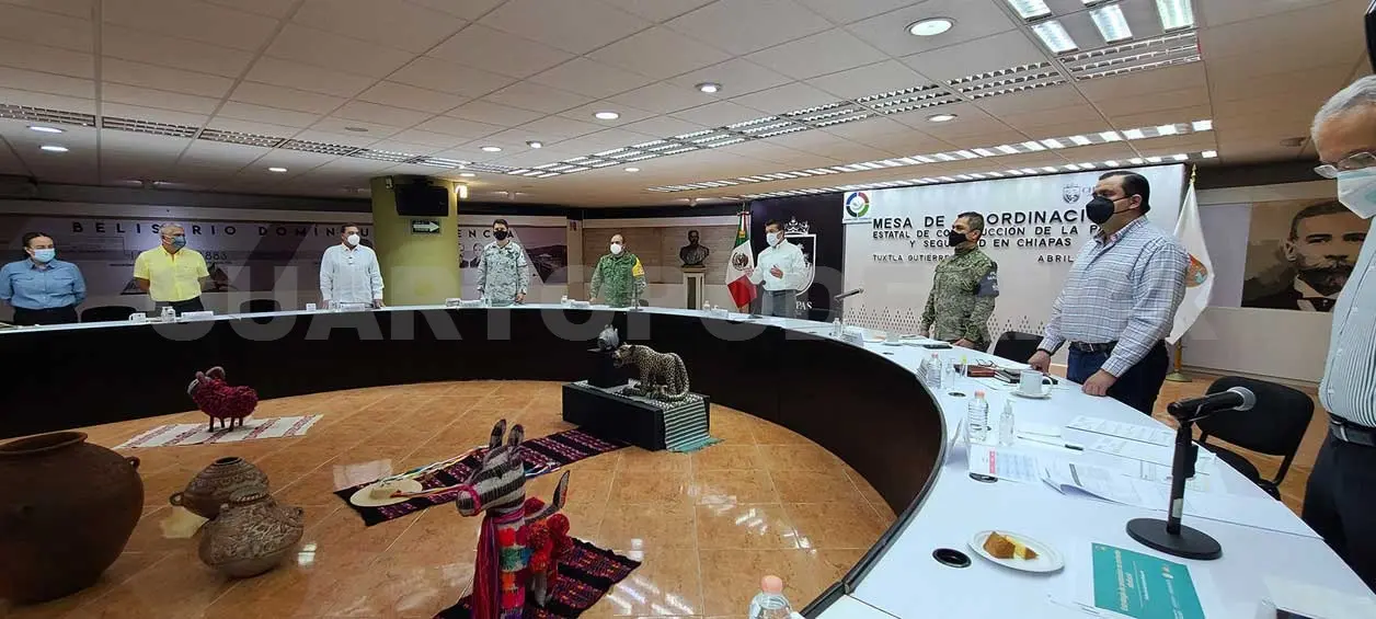 Avanza vacunación en módulos fijos, automóviles y brigadas