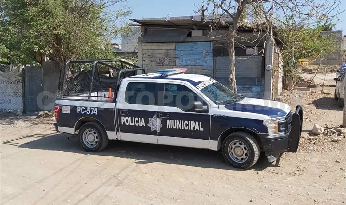Se ahorca adulto mayor al interior de su vivienda
