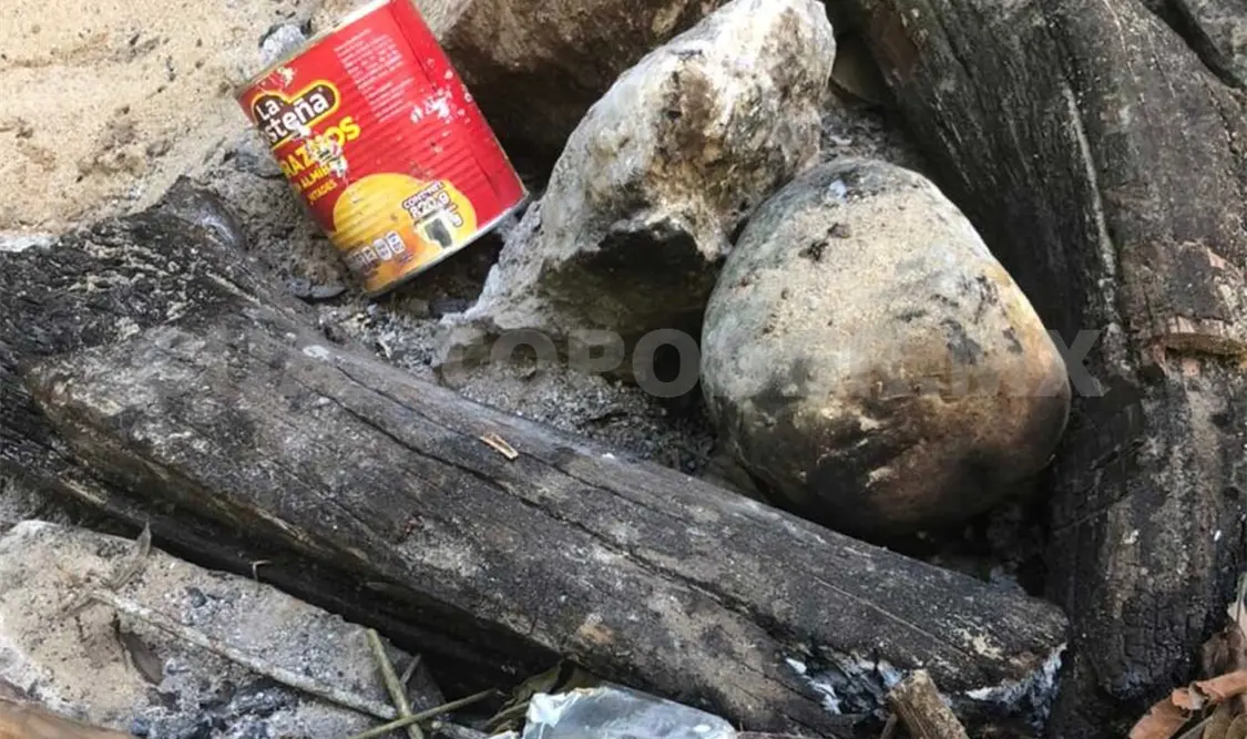 Desechos se acumulan en el Arco del Tiempo