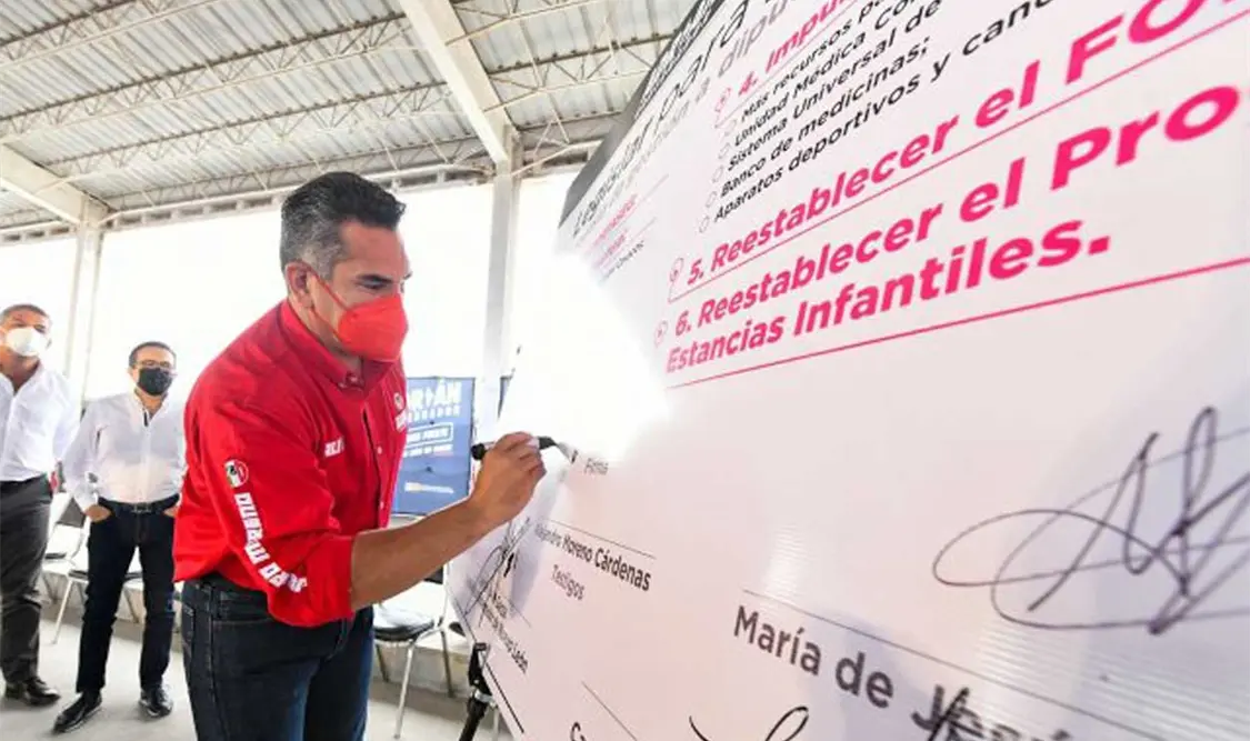 Alejandro Moreno firma Propuesta de Gestión