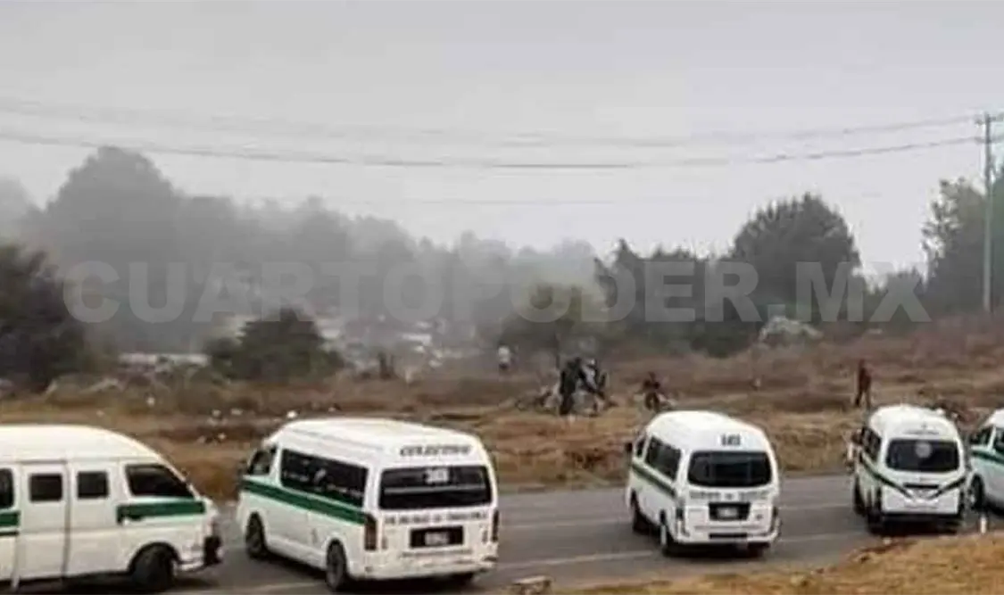 Transportistas bloquean carreteras Tuxtla-SCLC