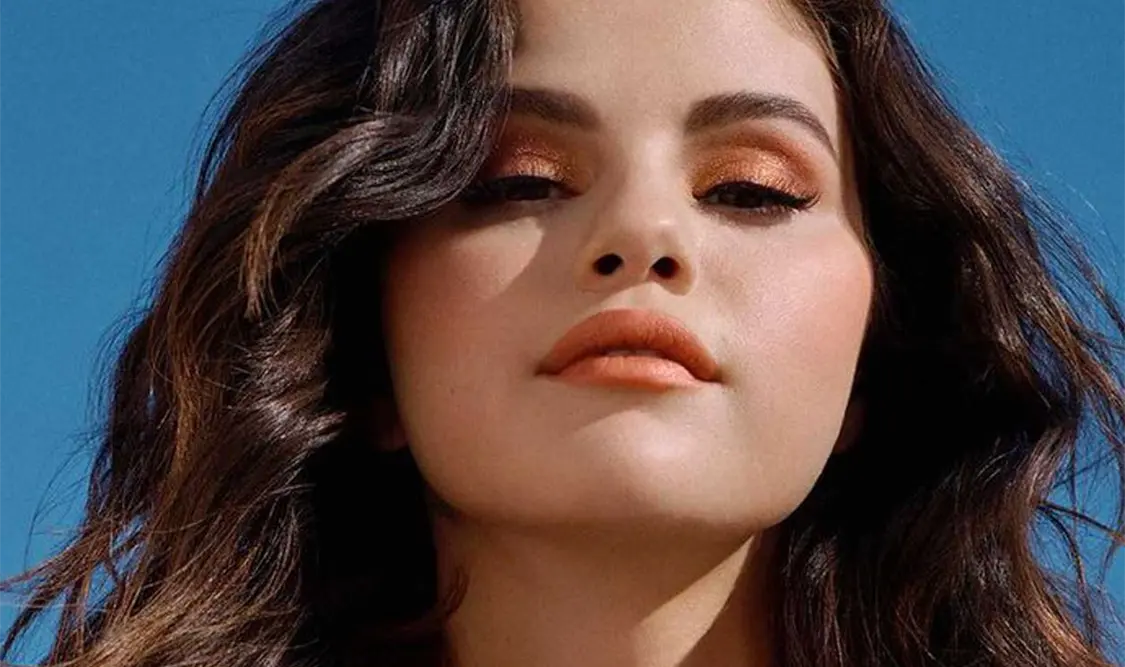 Selena Gómez luce increíble