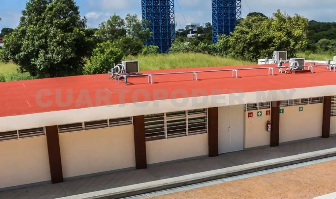 Brinda Escuela Nacional de PC educación con altos estándares