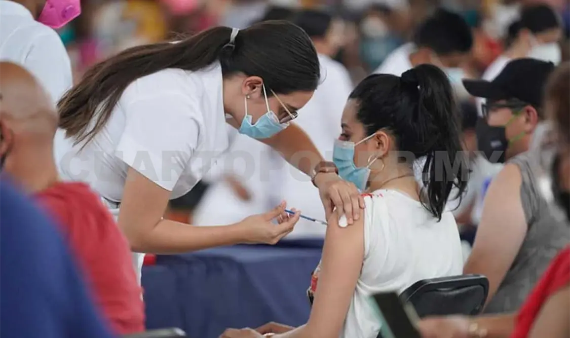 Vacunación a docentes inicia positivamente
