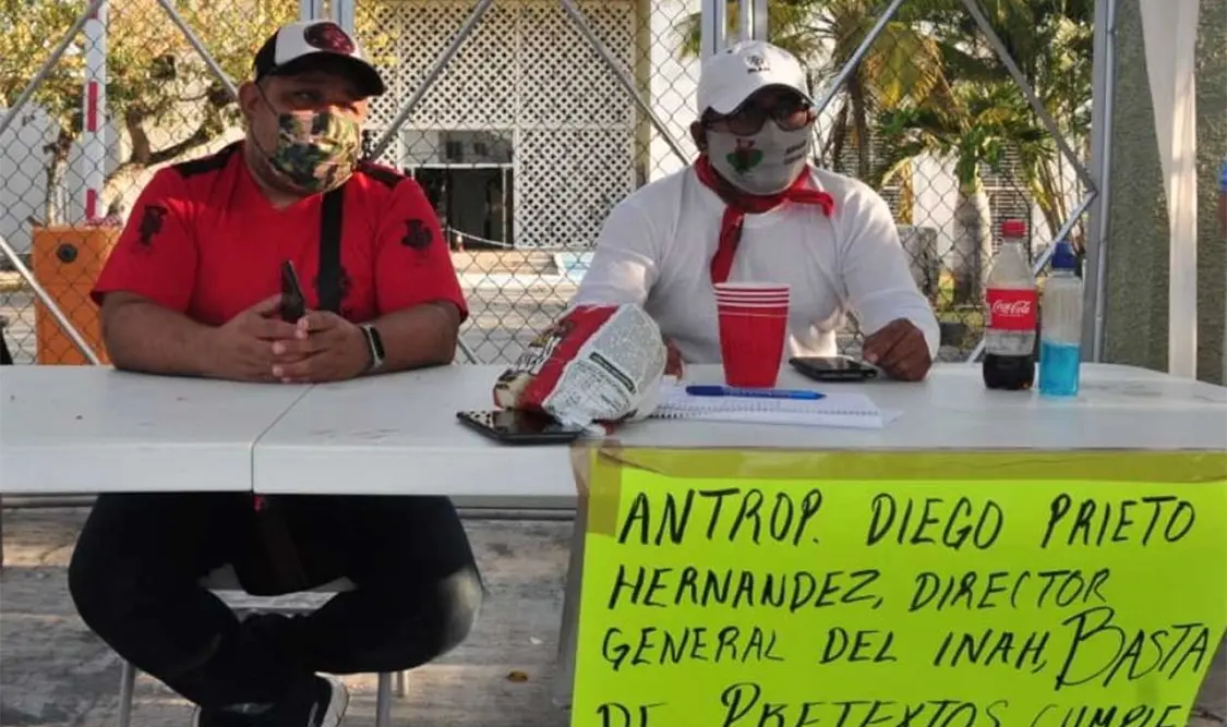 Luego de varias horas los manifestantes fueron atendidos y pudieron dialogar con autoridades. Cortesía