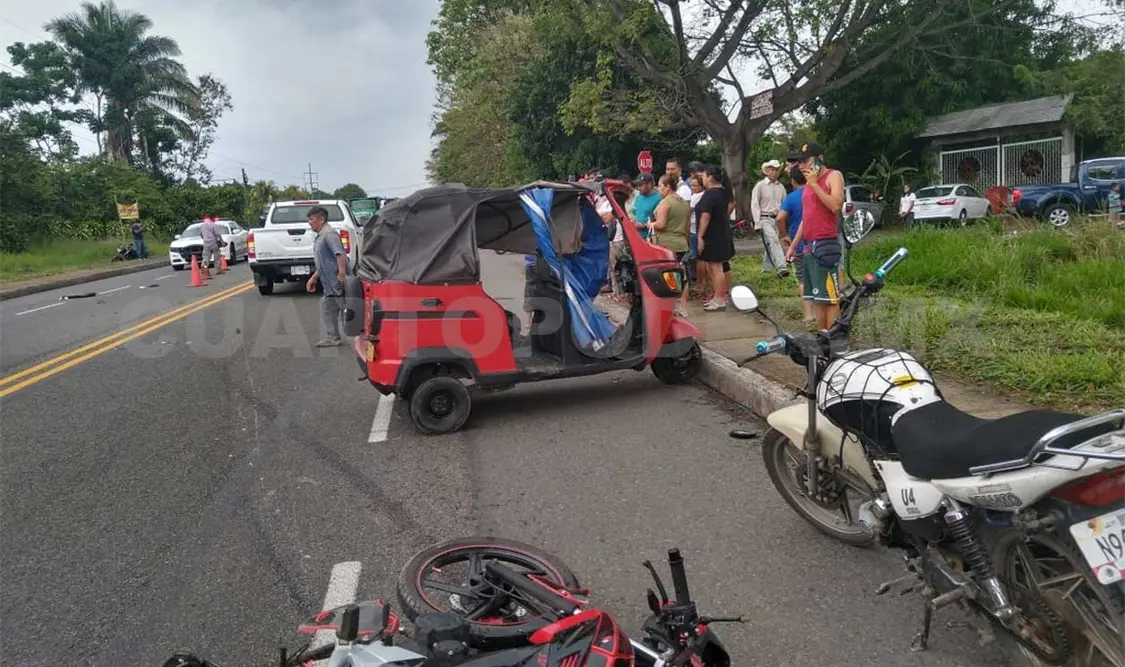 Mototriciclos se apropian de carreteras en la Frontera