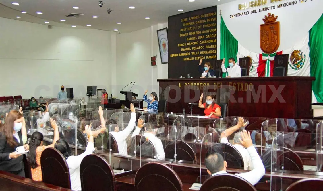 Toman protesta magistrados del Poder Judicial del Estado