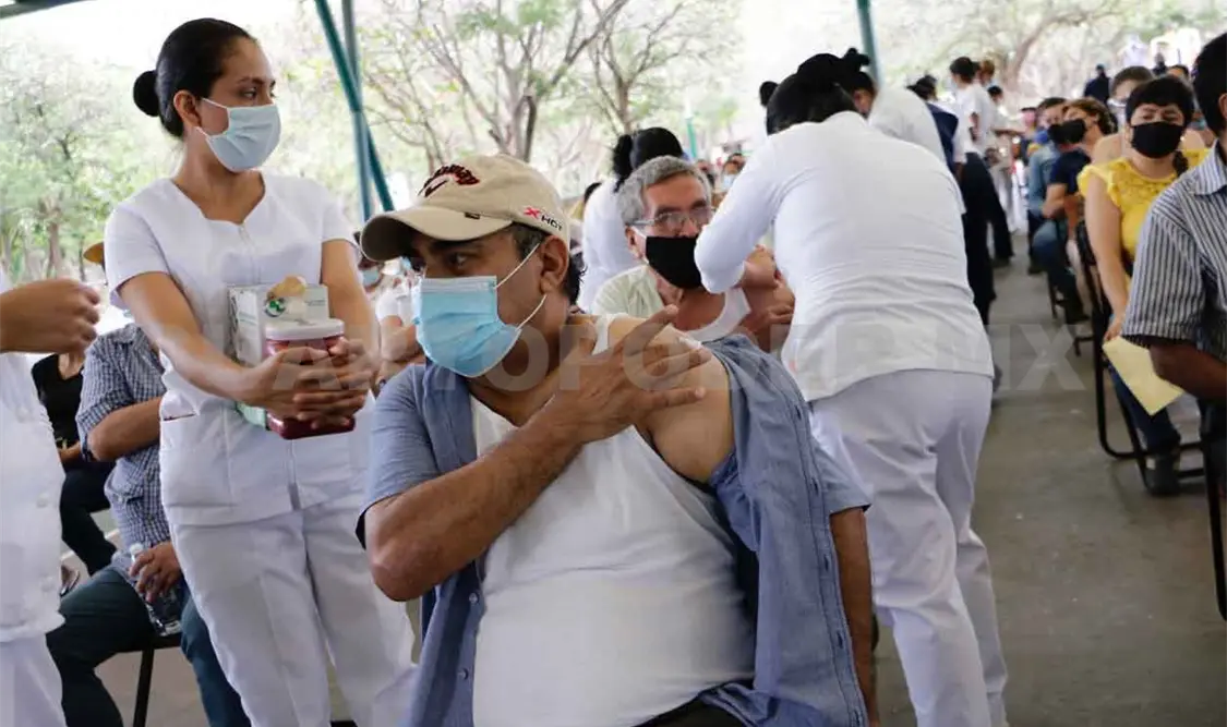Buena afluencia en el proceso de vacunación