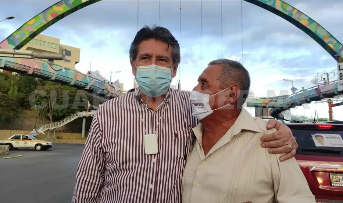 Carlos Morales entrega propuestas a tuxtlecos