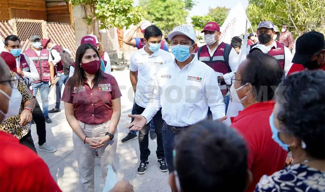 Paola Villamonte y Llaven Abarca recorren colonia