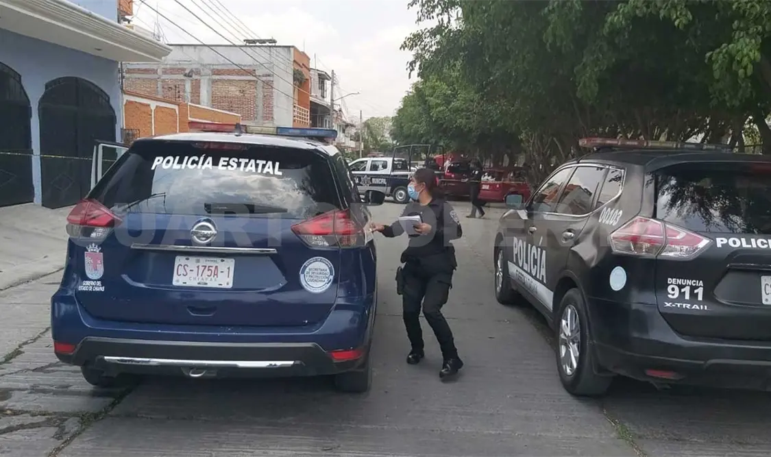 Hombre es baleado en la puerta de su domicilio