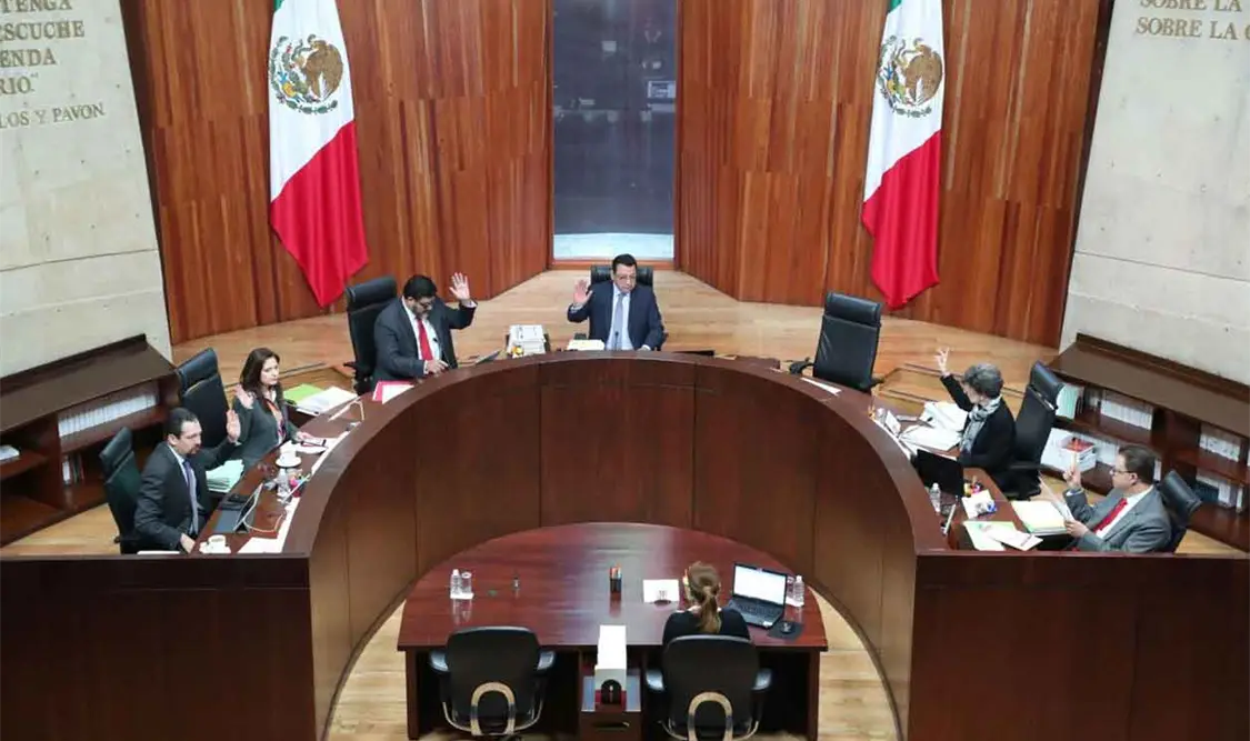 Están eliminando a la mala a candidatos: Monreal