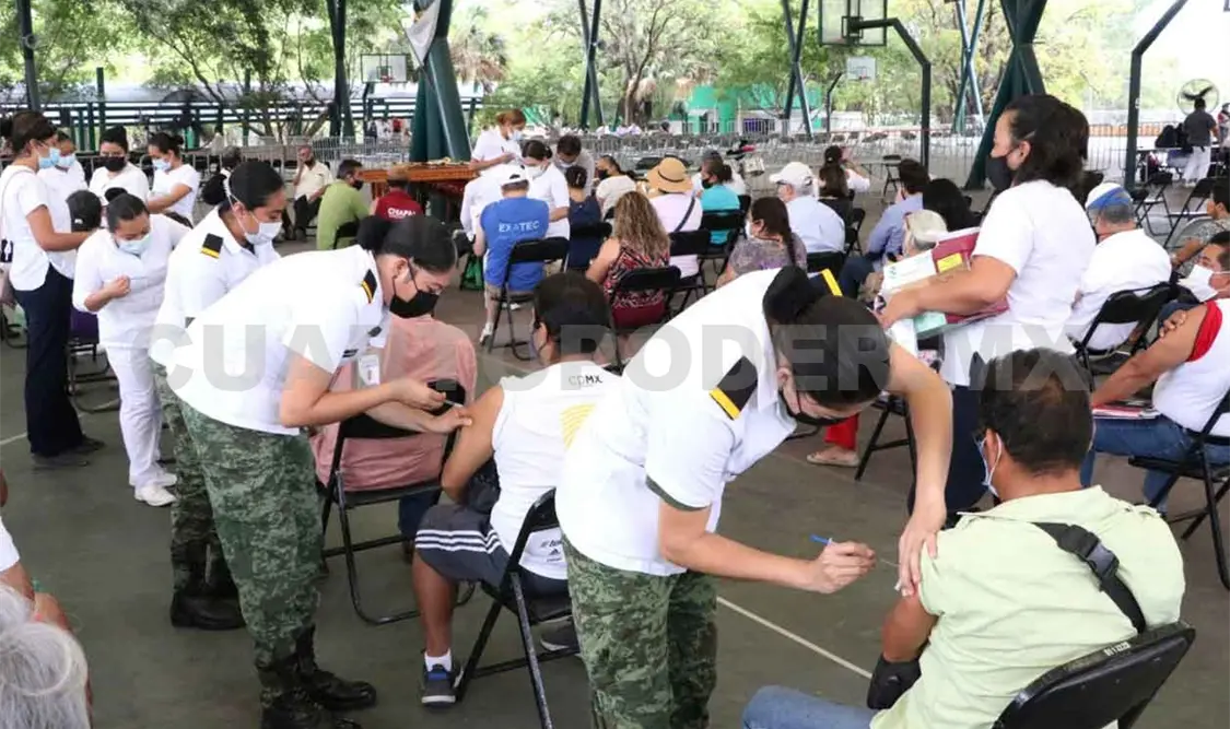 Concluye vacunación a personas de 50 a 59 años