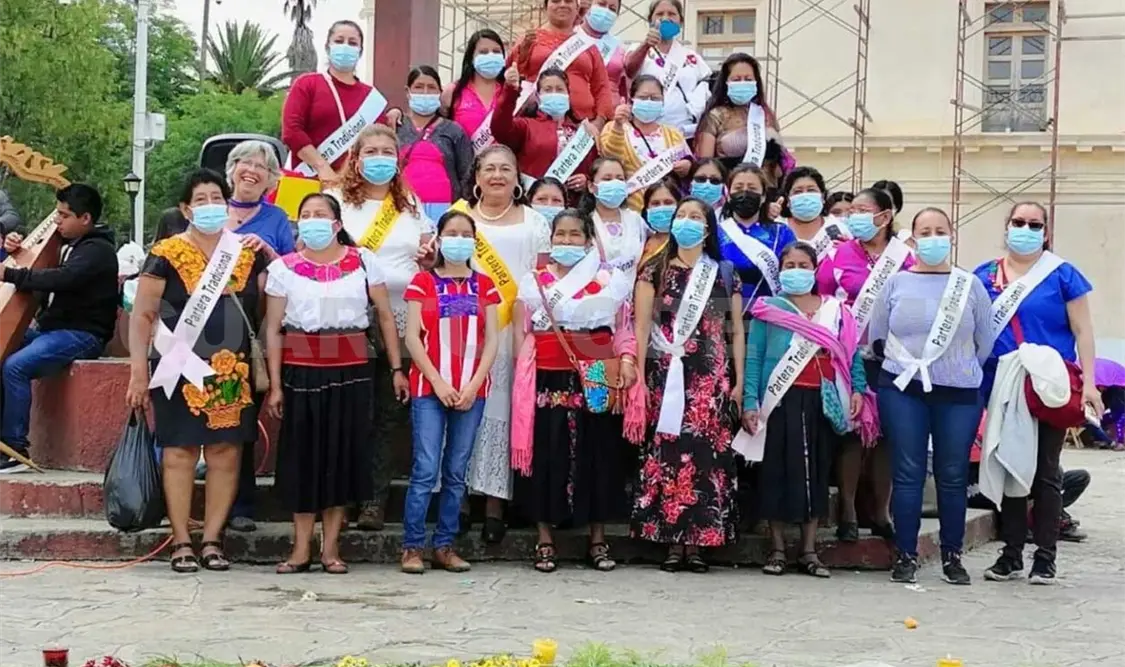 Celebraron recientemente a las parteras por apoyar a las mujeres en labor de parto. CP