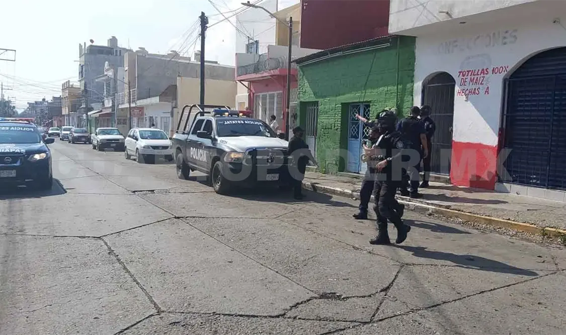 Se cortó las venas en su domicilio
