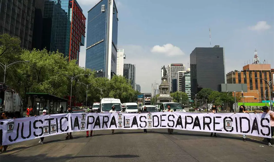 Madres de desaparecidos piden ver a AMLO