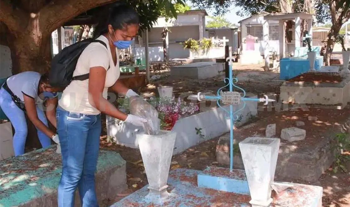 Poca asistencia en panteones de Tonalá