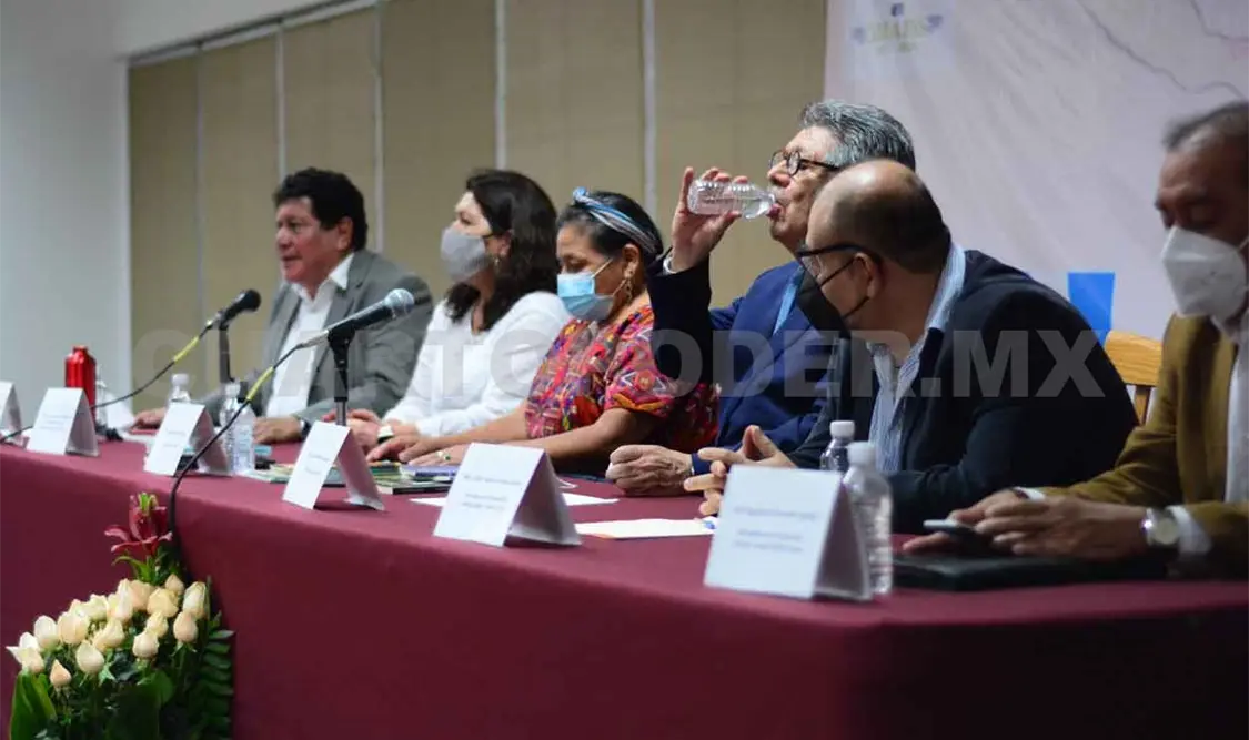 Reflexionan sobre la resistencia indígena