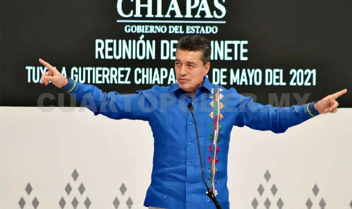 Reconoce a escuelas que regresan a clases presenciales
