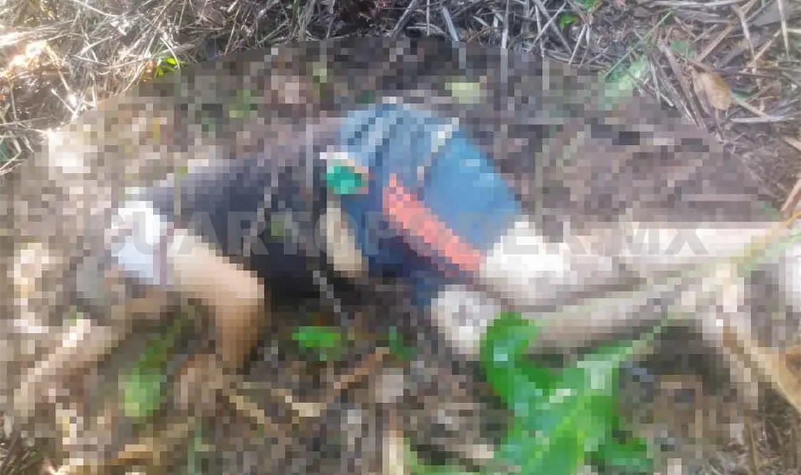 Mueren dos personas al ser acribillada camioneta