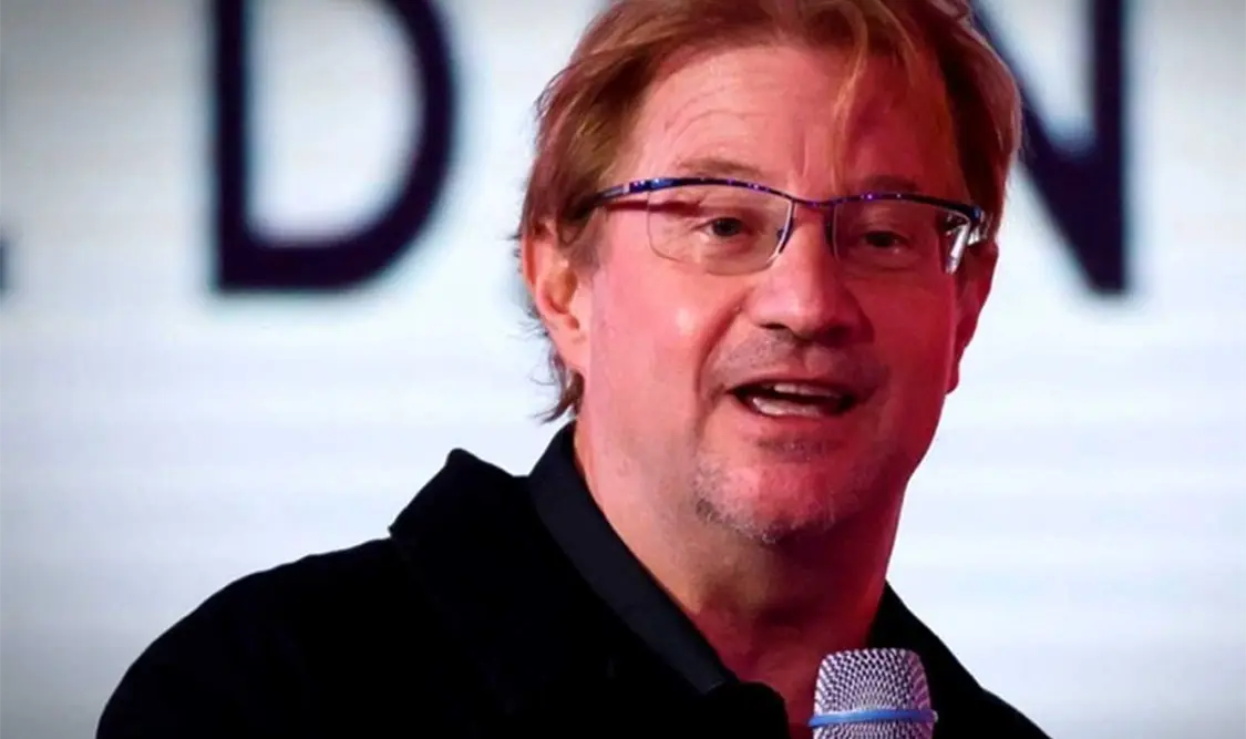 Nueva denuncia en contra de Andrés Roemer