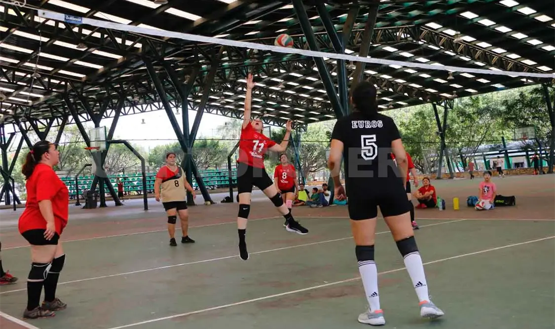 Justiciera se impone en inicio del torneo